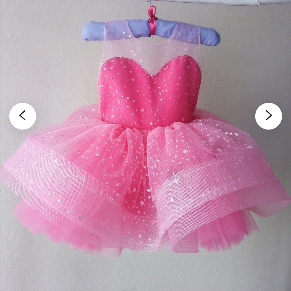 Pink dress perfect for a princess.
